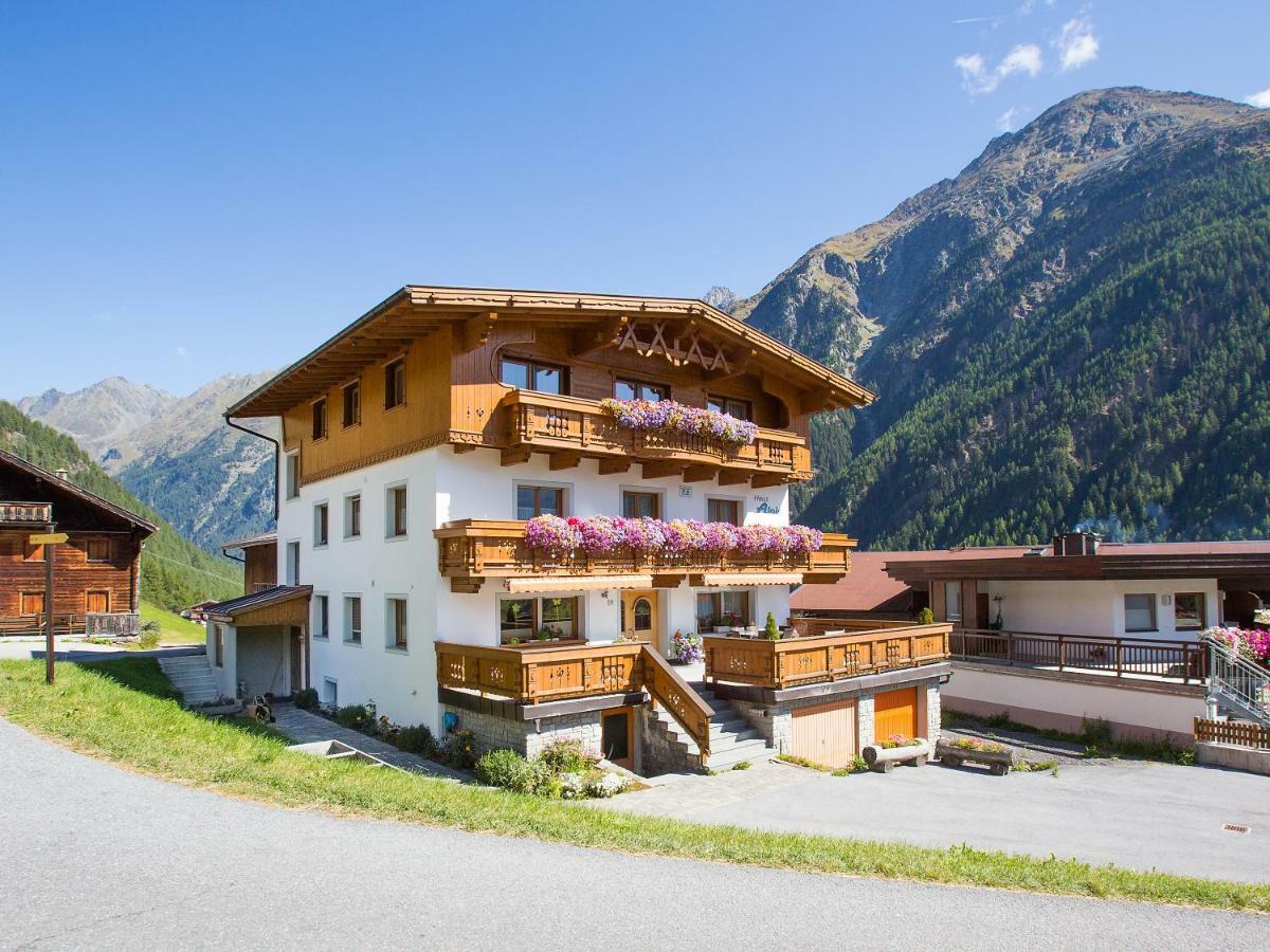 Haus Alois Bed and Breakfast Sölden Exteriör bild