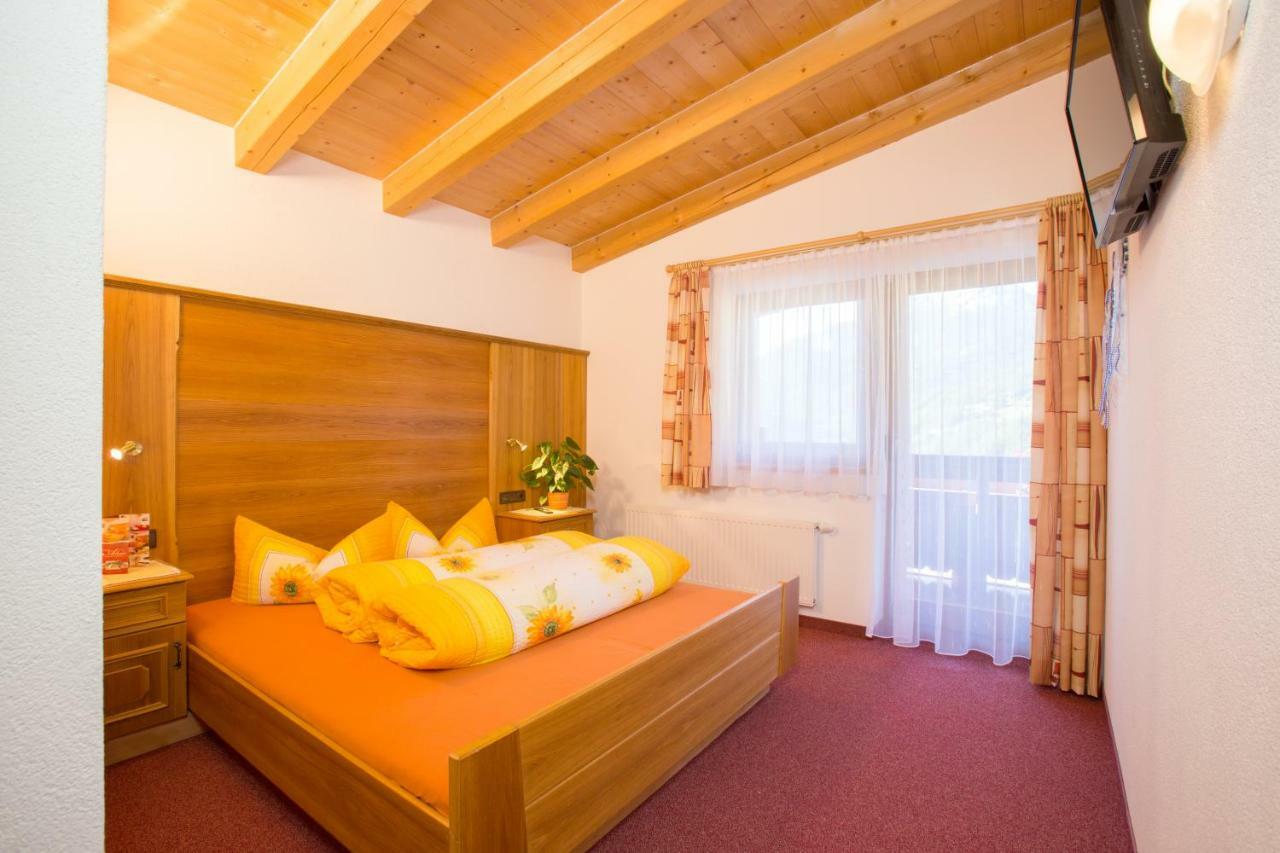 Haus Alois Bed and Breakfast Sölden Exteriör bild